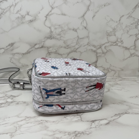 ❌❌Clearance Michael Kors Chain Crossbody - Picture 8 of 8